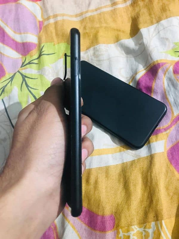 Google pixel 4XL 6/128 urgent sale 3