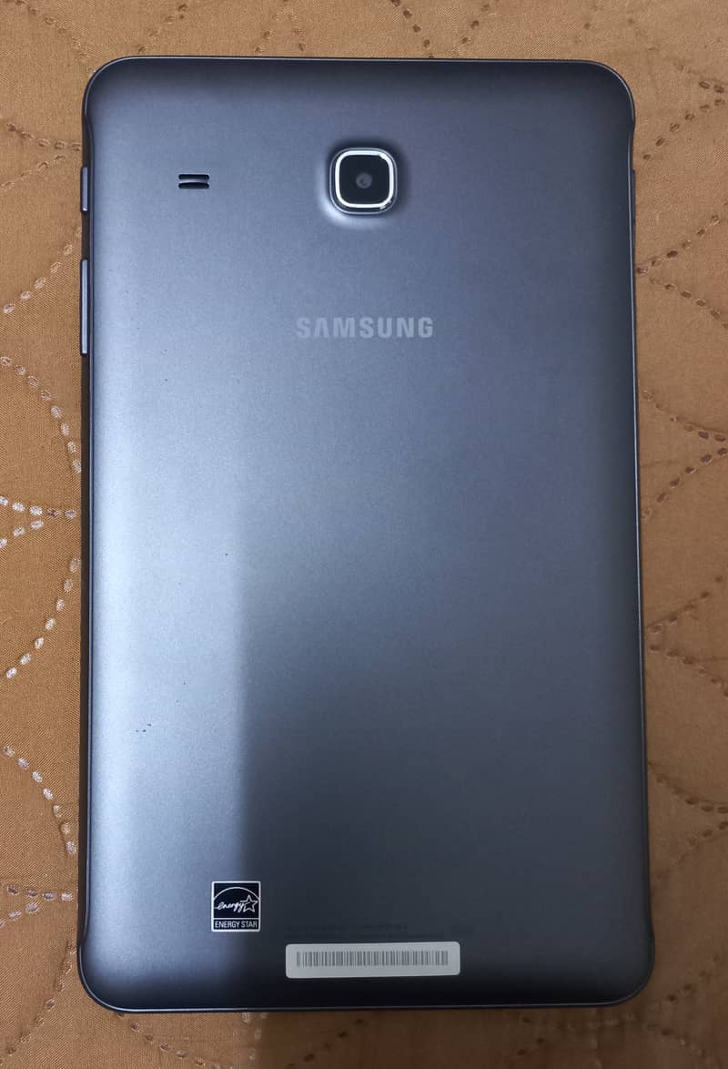 Samsung Galaxy Tab E 1