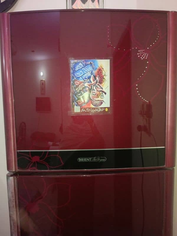 Orient Red Glossy Queen Size Refrigerator. 1