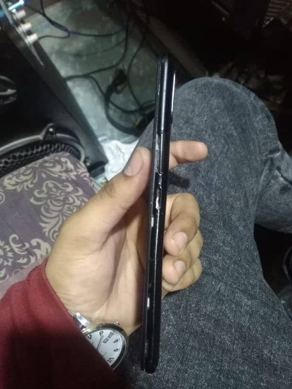 infinix hot 8 lite just glass crack 2