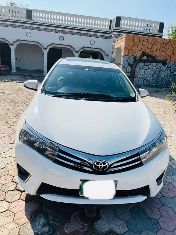 Toyota Altis Grande 2017 1