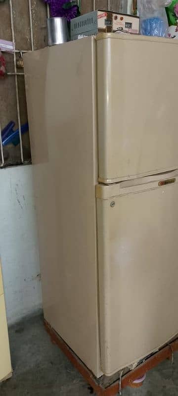 Dawlance Refrigerator for Sale – Slightly Used, Excellent Condition 1