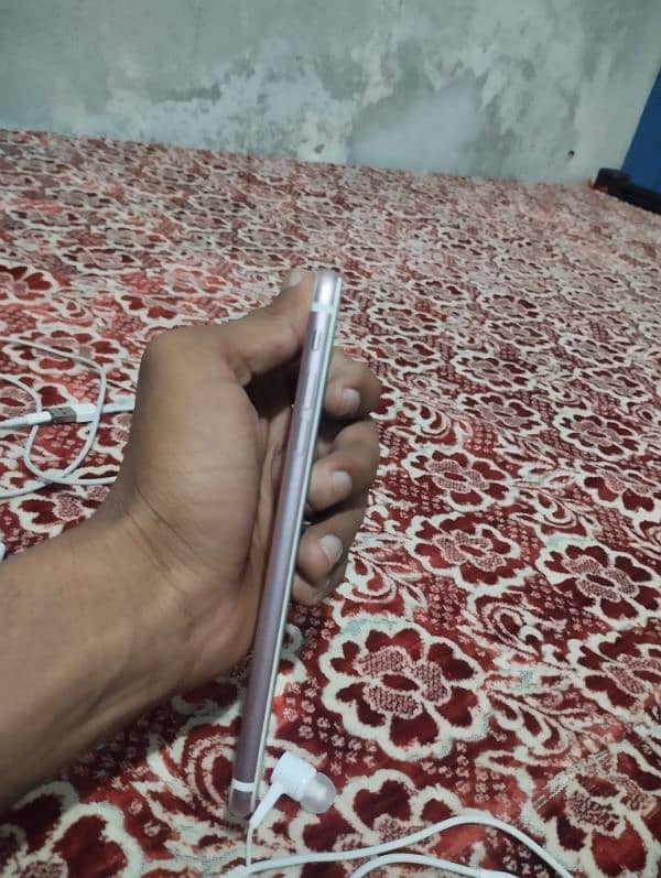 I phone 7 plus 3