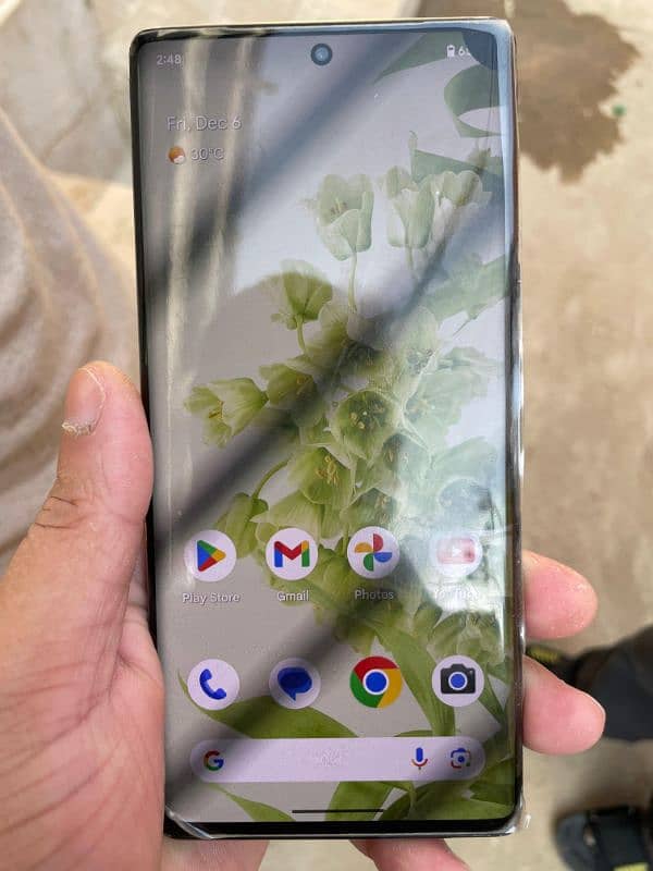 Google pixel 6 Pro available 12 GB 128 GB 7