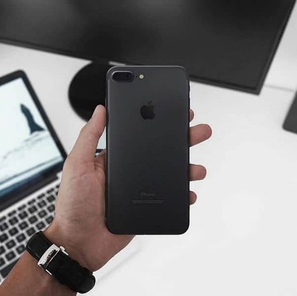 iPhone 7 plus 128 GB my WhatsApp number 03411594804 1