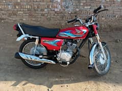 Honda 125 2024 2000 drive All Punjab num