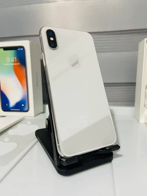 iPhone x 256 GB my WhatsApp number 03411594804 1