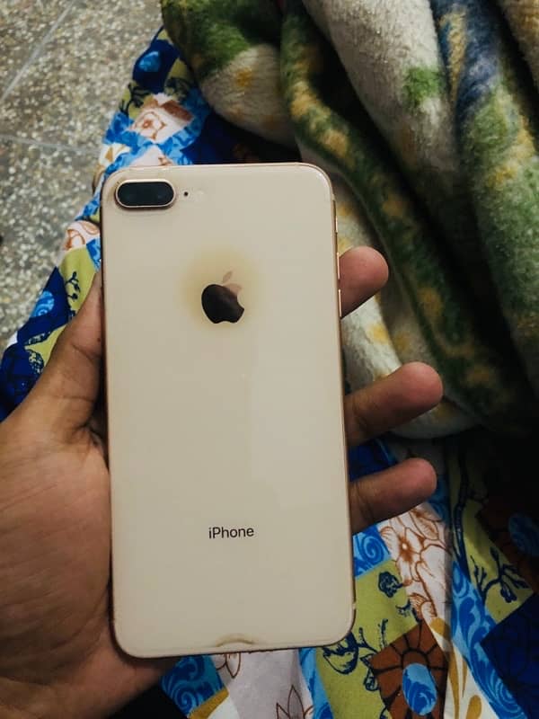 I phone 8 Plus 1