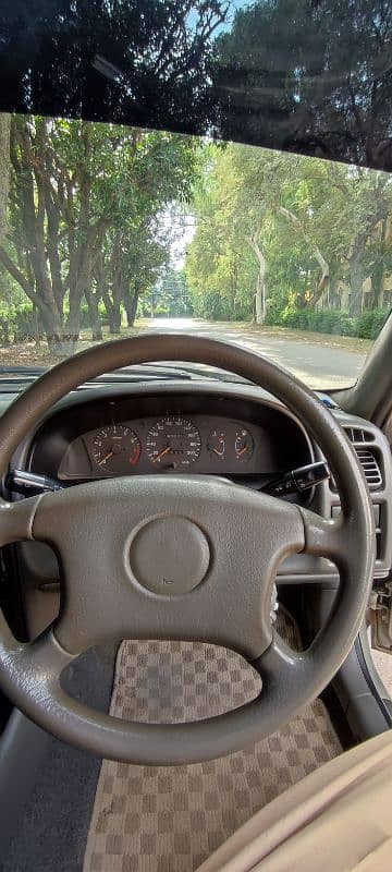 Suzuki Baleno 2003 11