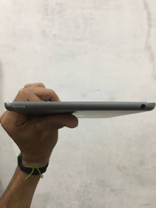 ipad mini 2 7