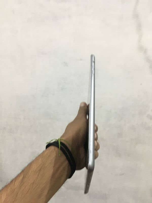 ipad mini 2 11