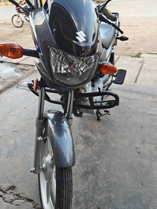 GT 110 total original condition mein hai 4