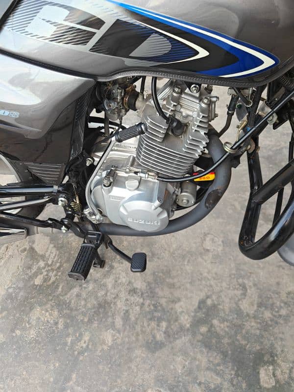 GT 110 total original condition mein hai 6