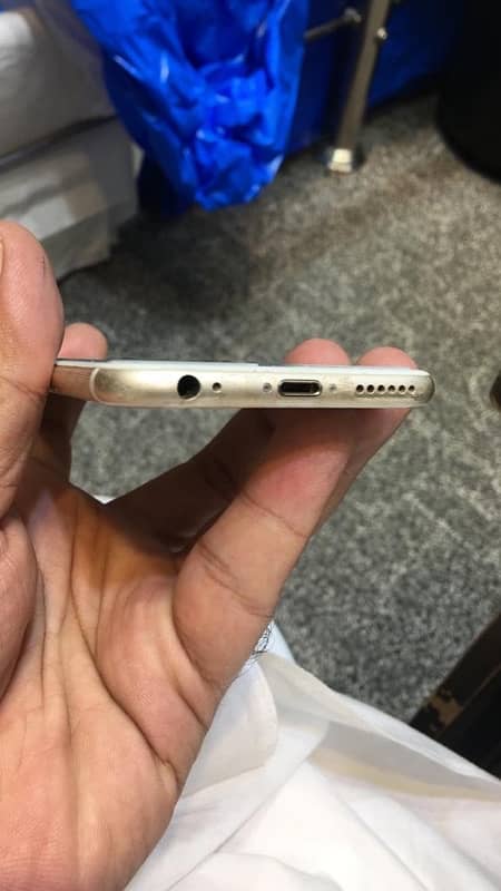 IPhone 6s 16gb  (PTA APPROVED) 6