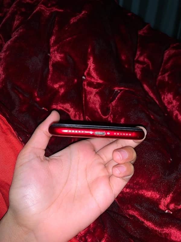 iphone XR 64 GB water pack jv 5