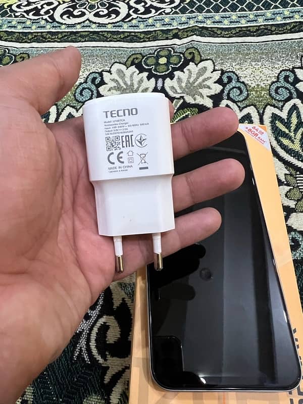 TECNO SPARK GO 1 8