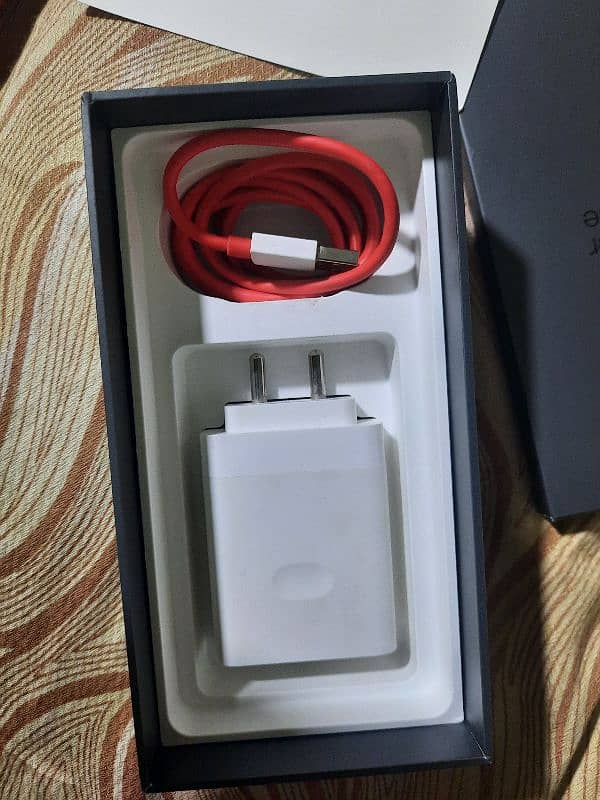 ONEPLUS 12, 512gb 16 gb ram, NON PTA 1