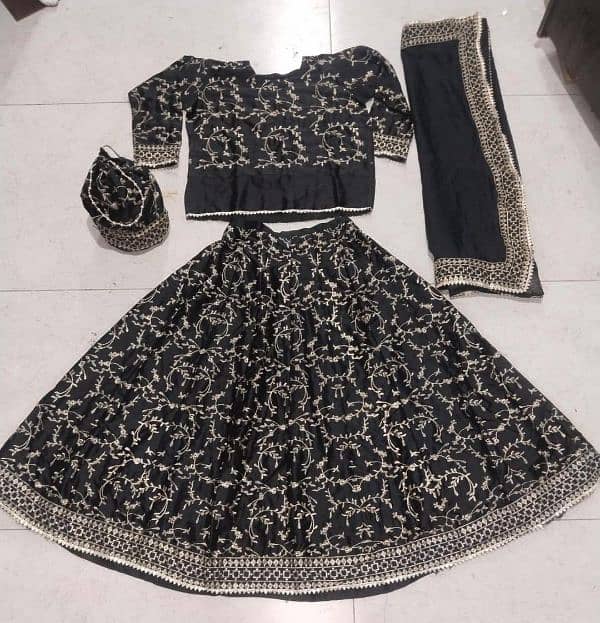 Elegant Black Silk Embroidered lehenga set - 4 Pcs Ensemble 3