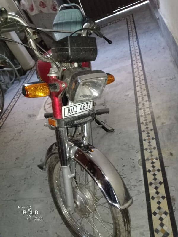 Honda CD 2024 10