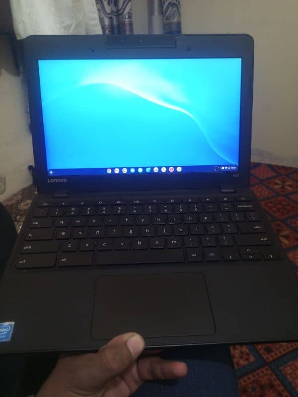 chrome OS laptop new condition playstore supported 0