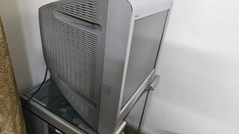 Sony 21" TV with Trolley 1