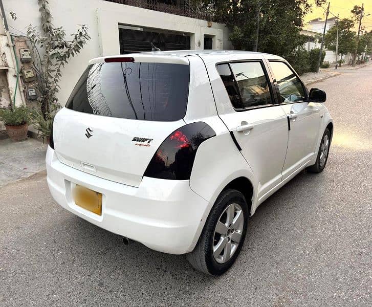 Suzuki Swift 2013 Dlx Automatic 1300cc Original condition 4