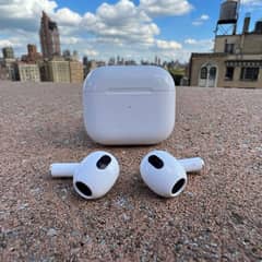 White Advanced Noise Cancellation For Any Environment Earbuds