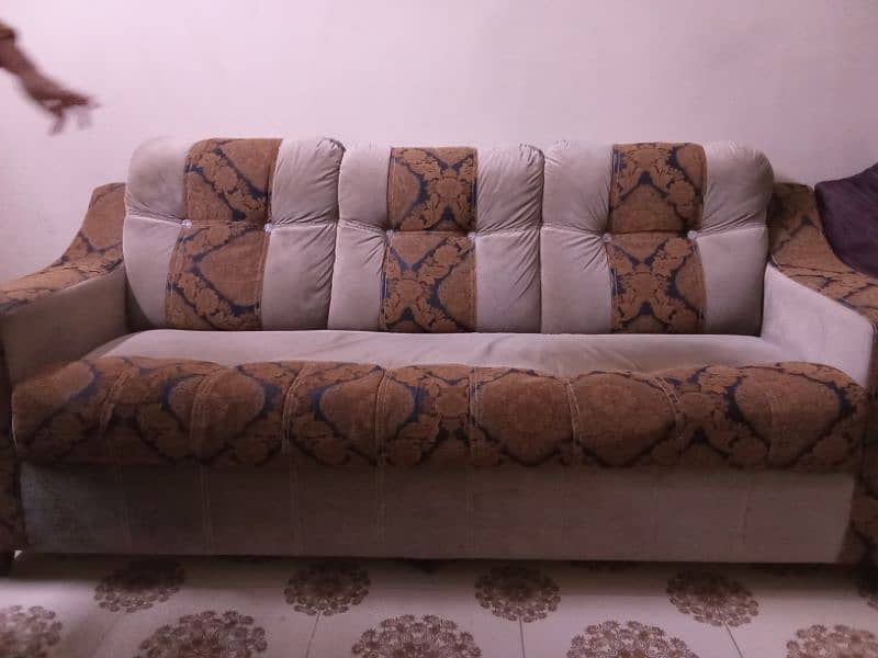 seven setar sofa 4