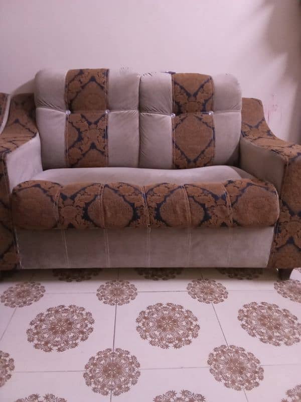 seven setar sofa 6