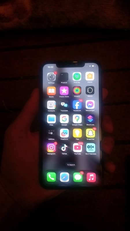 iPhone 11 Pro Max non pta 64gb Face ID okay battery 100 panel sheet 3