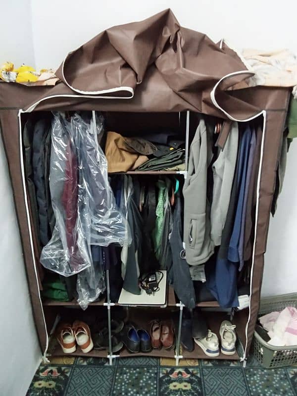 portable wardrobe 1