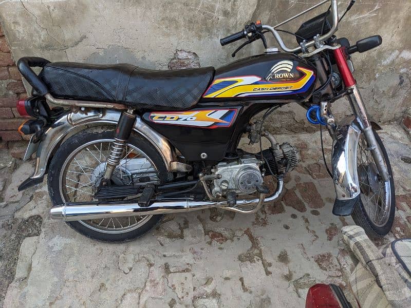 crown 70 cc , condition 10 / 10 3