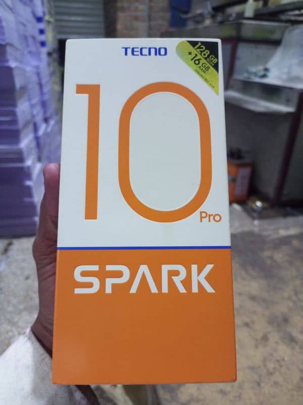 Tecno spark 10 pro 16+128 rs. 29000 6