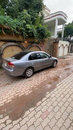 Honda Civic Oriel 2005