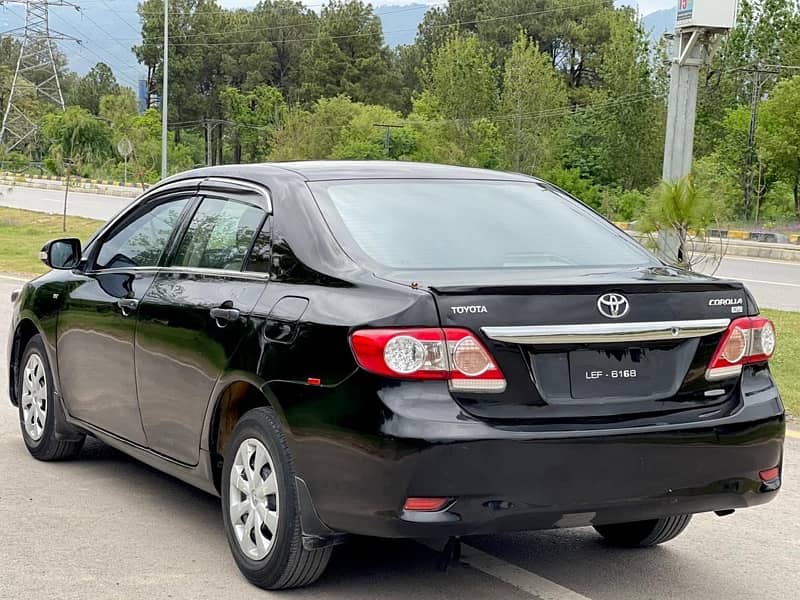 Toyota Corolla XLI 2013 3