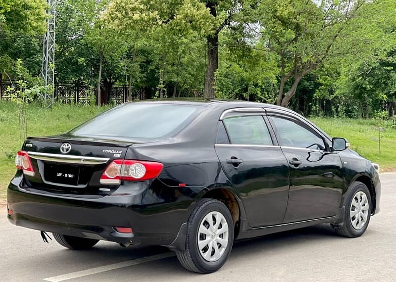 Toyota Corolla XLI 2013 10