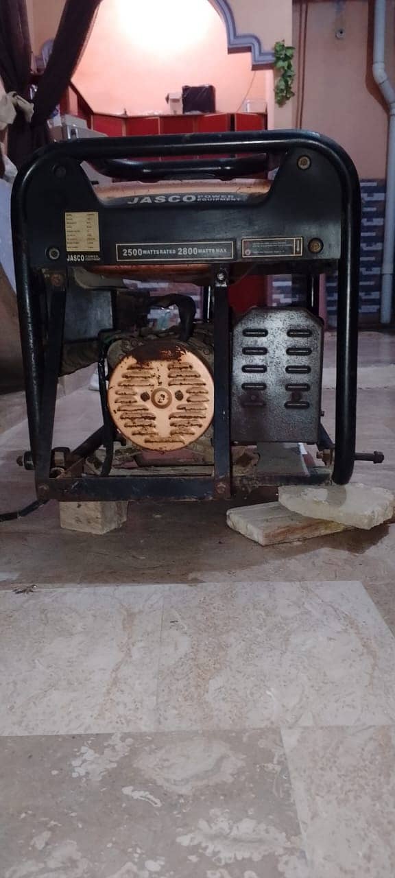 Jasco 2.5 KV Generatior Good condition 5