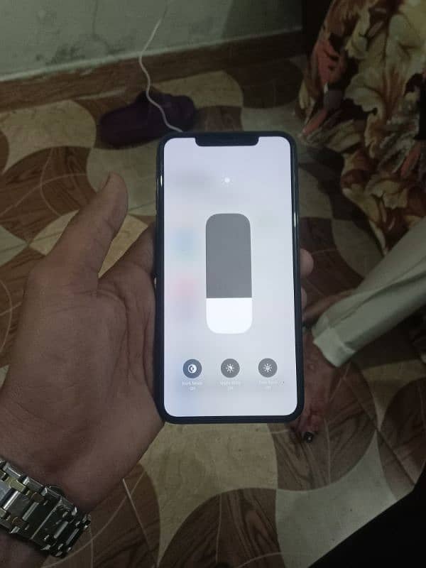 iphone 11 pro max j. v 64gb 0