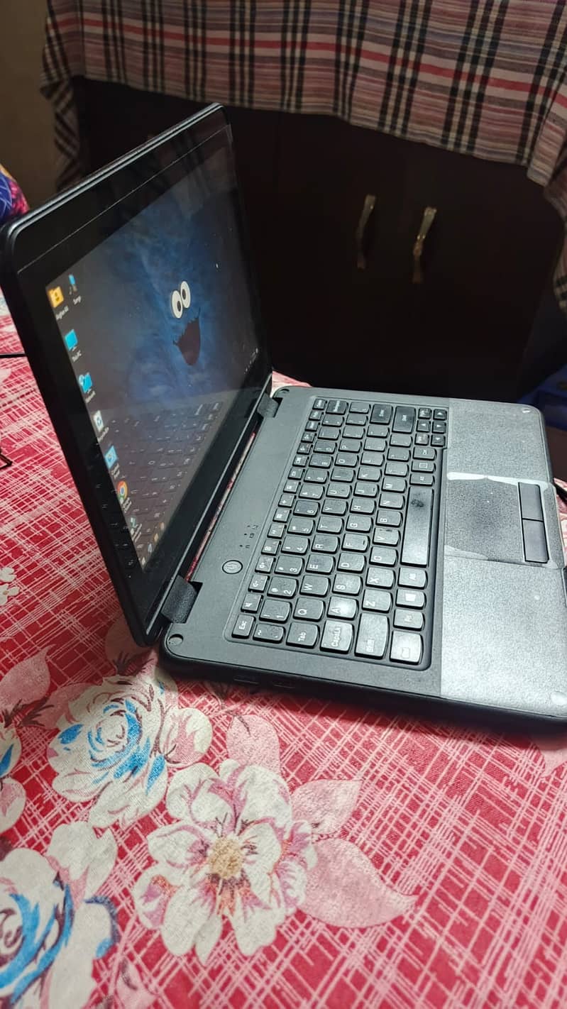 Lenovo Foldable laptop with touch screen in great price 2