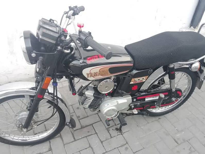 Yamaha 2 stroke YB 100 2 stok 2