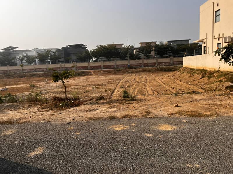 20 Marla Plot S 392 All Paid For Sale Located At The Super Hot Location Of DHA Lahore. 0