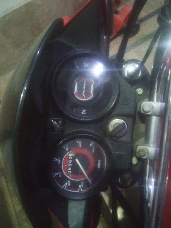 Honda pridor in totally new cindition 2