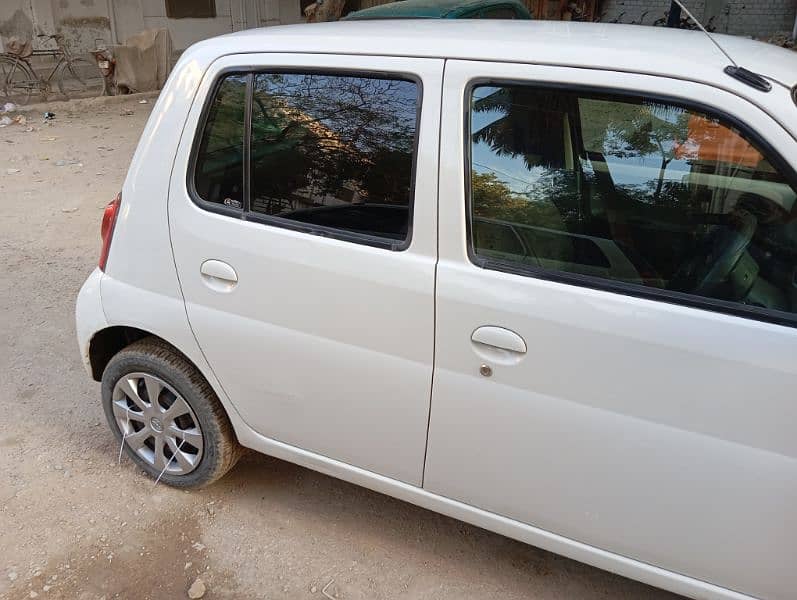 Daihatsu Esse 2010 5