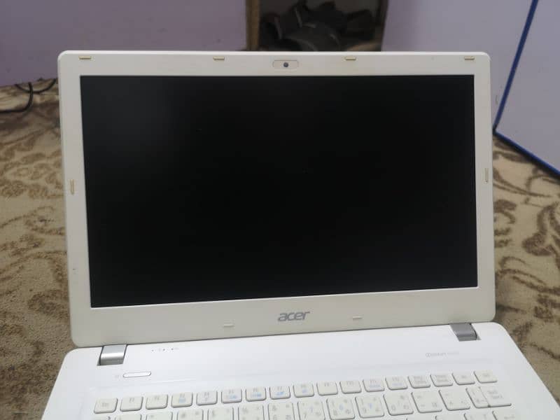 ACER Aspire V 3