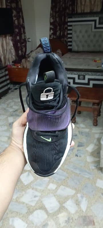 official nike shoes size 9 2