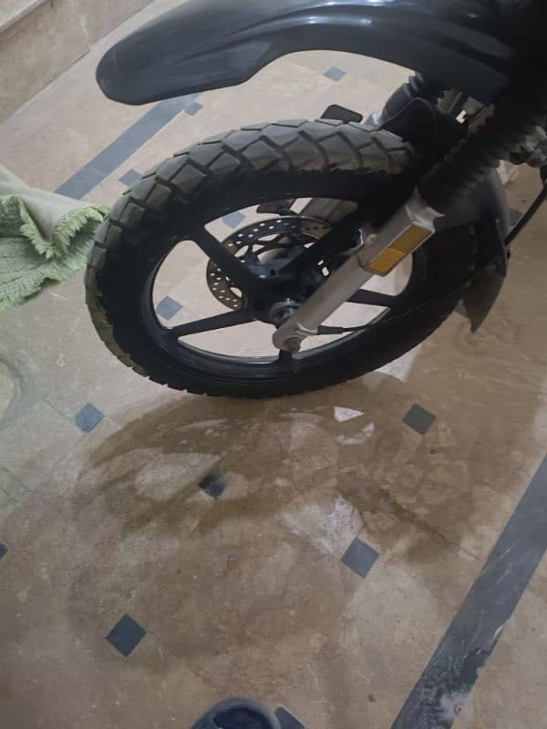 YBR 125G in good genion condition off road tires are installed 3