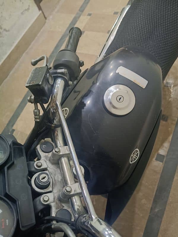 YBR 125G in good genion condition off road tires are installed 5