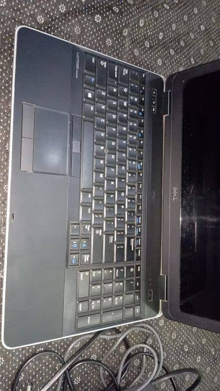 Dell Laptop E 6540 3