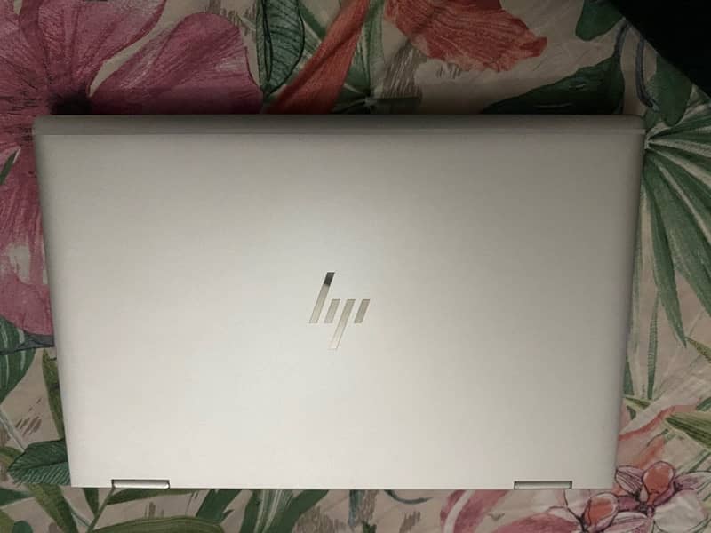 HP elitebook 1040g5 1