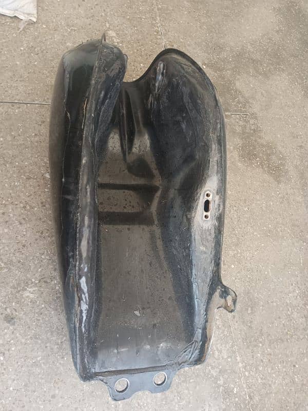 Suzuki 150fuel tank 2